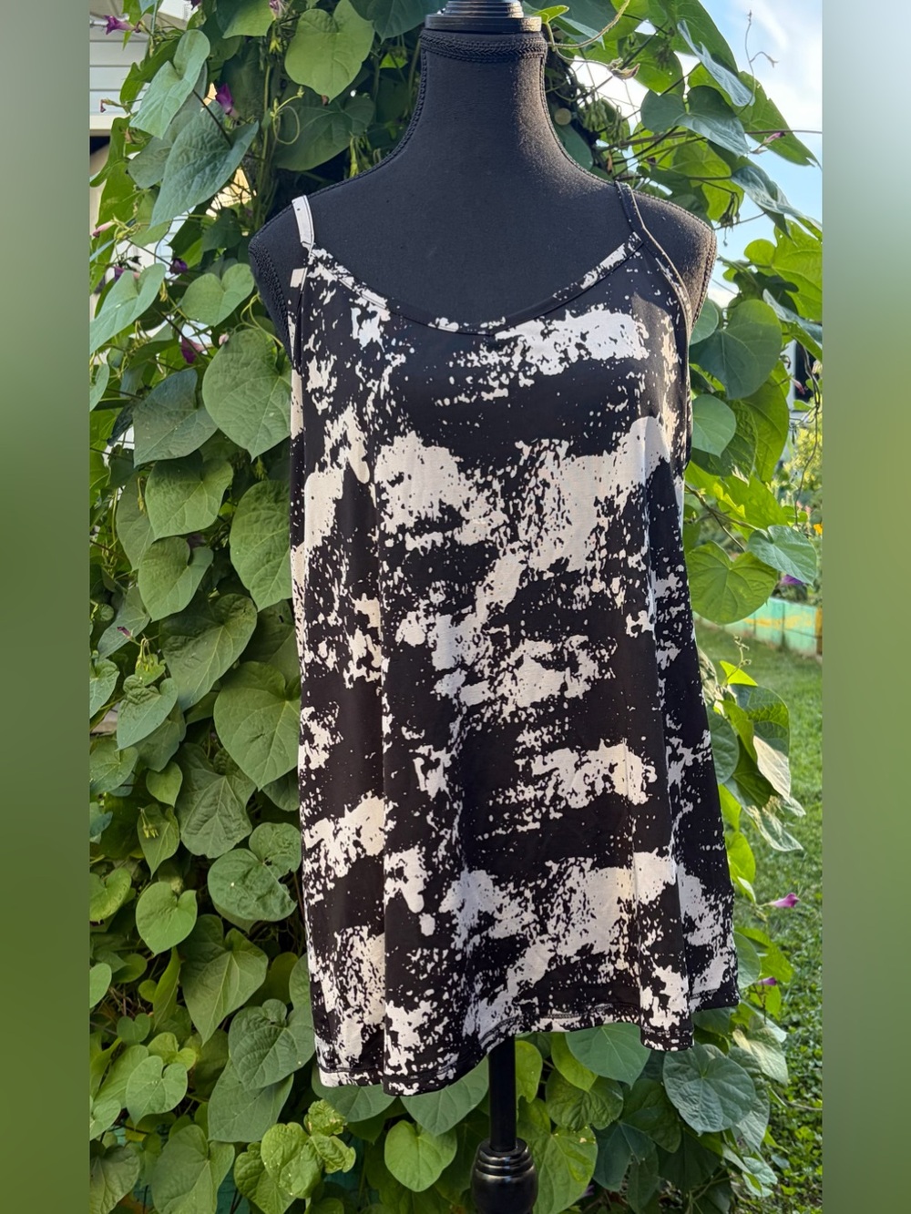 Love & Legend Tank Top size M/L